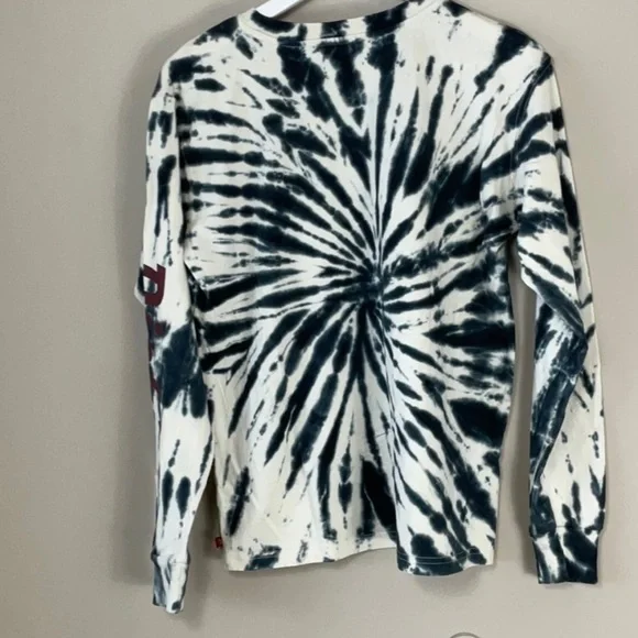 Dickies woman’s log sleeve tie dye shirt - Picture 3 of 7